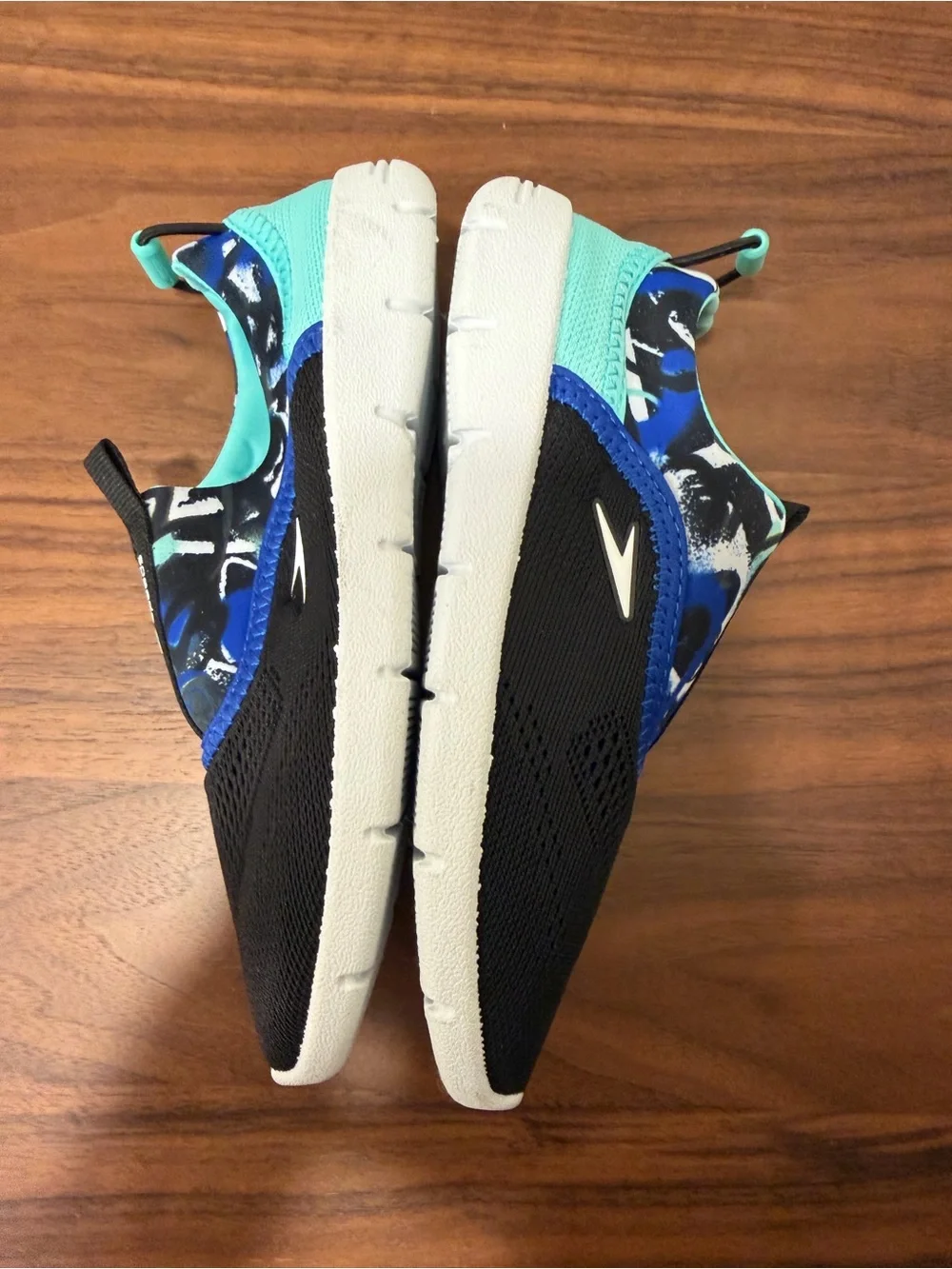 Speedo Junior Aquaskimmer water shoes